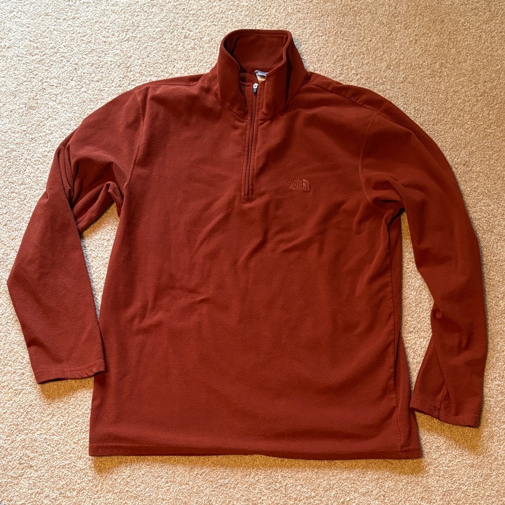 The North Face Rust colored fleece jacket men’s large